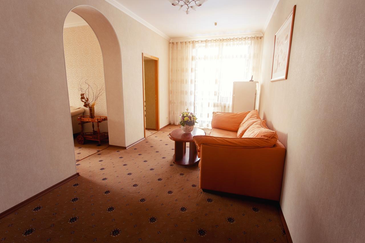 Pansionat Paradiz Hotel Polyana  Exterior photo